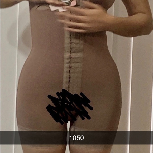 Fajas - Picture 14 of 16